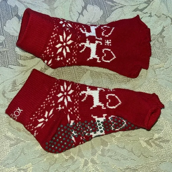 NWOT TOESOX red holiday toesox - Picture 1 of 3